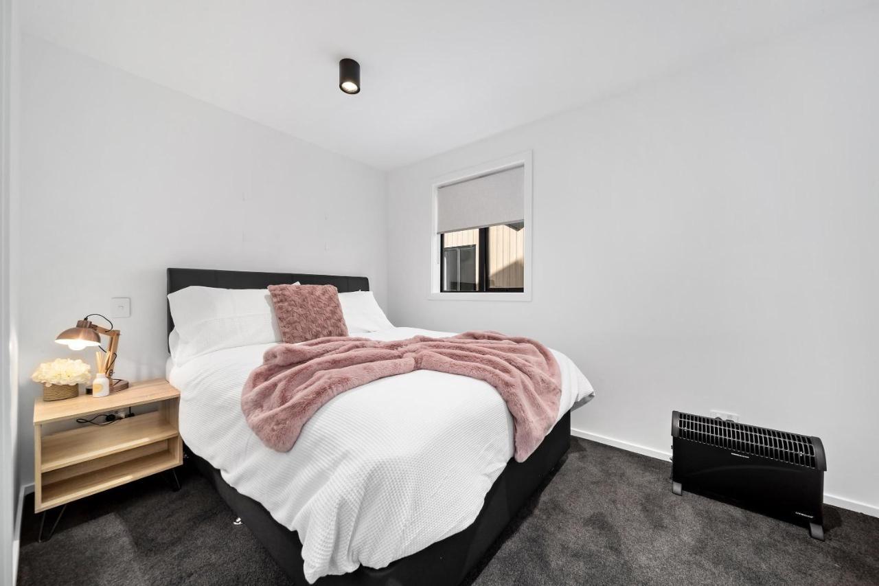2 Bed 2 Bathroom Brand New Paradise 8 Mins To Cbd Queenstown Exterior foto